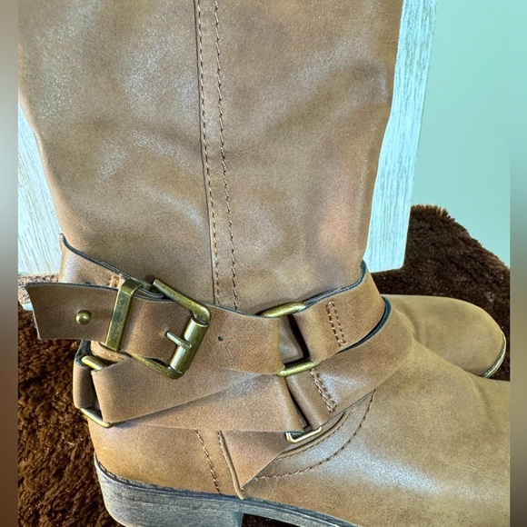 Madden Girl Brown Synthetic Back Zip Knee High size 6 - Picture 4 of 12